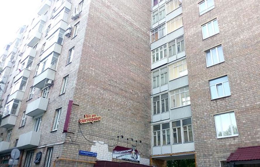 Жилой дом с балконами-коридорами