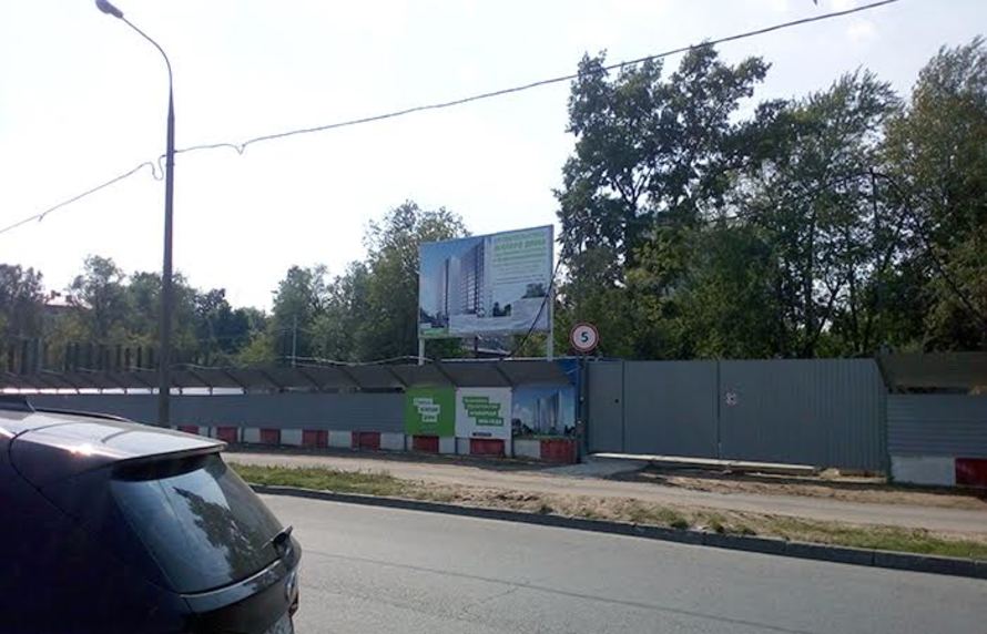 Стройплощадка на ул. Самеда Вургуна